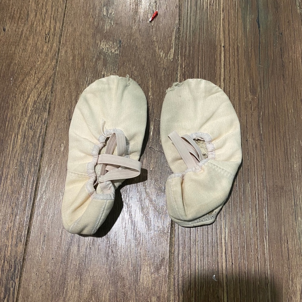 Ballet shoes